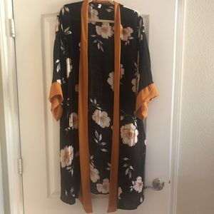 Xhileration floral kimono
